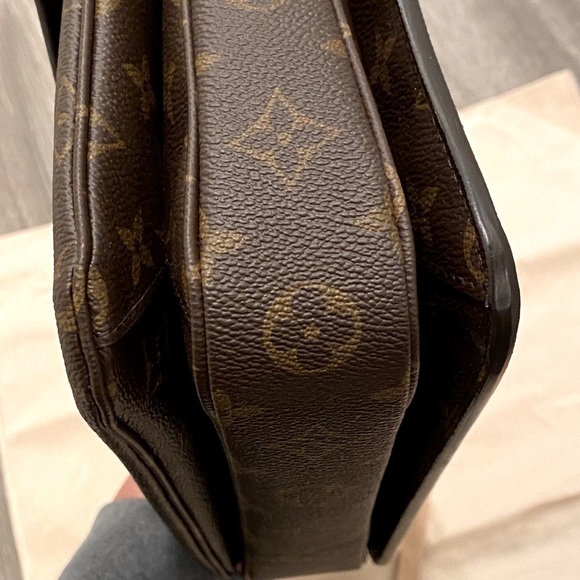 ❌SOLD❌ Louis Vuitton Pochette Metis Monogram - Picture 13 of 16